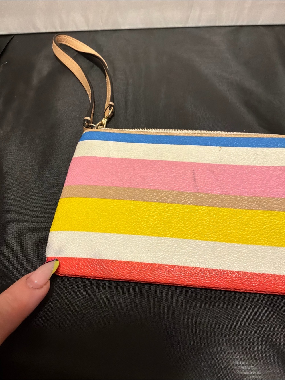 kate spade multicolor wristlet - Picture 2 of 4